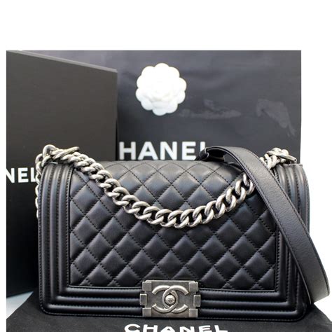 chanel boy bag medium price.